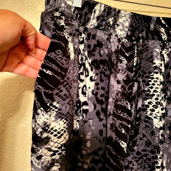 Faded Glory Womens Pants Black XL Plus Size Animal Print Straight Leg - Picture 6 of 8